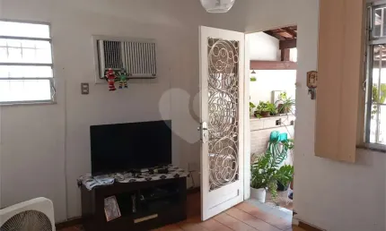 Casa com 2 quartos à venda na Carlesia Zarro Armond, Parada 40, São Gonçalo