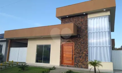 Casa em condomínio fechado com 4 quartos à venda na Rodovia Ernani do Amaral Peixoto, Itapeba, Maricá
