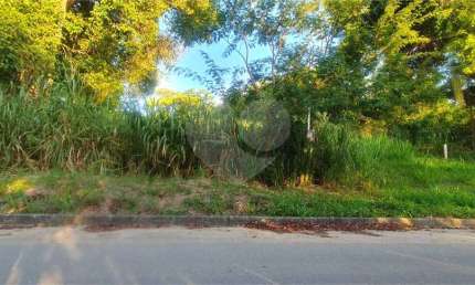 Terreno à venda na Rua Irineu Ferreira Pinto, Ponta Grossa, Maricá