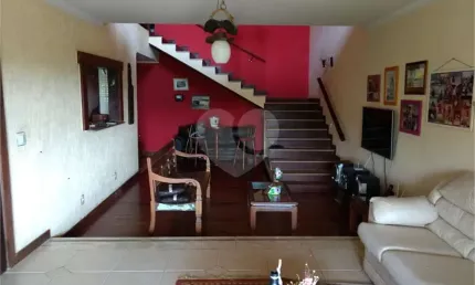 Casa com 3 quartos à venda na Seis, Itaipu, Niterói