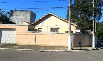 Casa com 2 quartos à venda na Avenida Presidente Roosevelt, São Francisco, Niterói