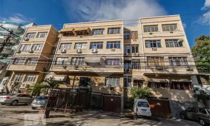 Apartamento com 3 quartos à venda em São Francisco - RJ