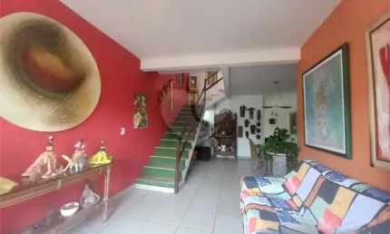 Casa com 3 quartos à venda na Avenida Professora Romanda Gonçalves, Itaipu, Niterói