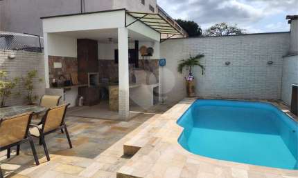 Casa com 3 quartos à venda na João Paulo Li, Serra Grande, Niterói