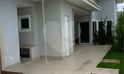 Casa em condomínio fechado com 3 quartos à venda na Rodovia Ernani do Amaral Peixoto, Itapeba, Maricá