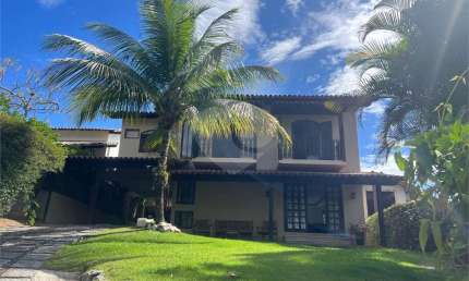 Condomínio com 4 quartos à venda ou para locação em Badu - RJ
