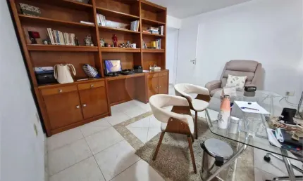 Sala comercial à venda na Rua Miguel de Frias, Icaraí, Niterói