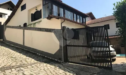 Condomínio com 3 quartos à venda em Rio Do Ouro - RJ
