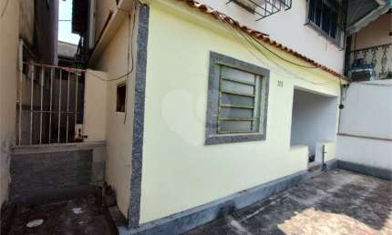 Casa com 2 quartos à venda na Aníbal Muniz, Centro, São Gonçalo