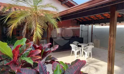 Casa com 2 quartos à venda na Dois, Serra Grande, Niterói
