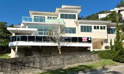 Condomínio com 5 quartos à venda ou para locação em vila progresso - rj