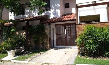 Condomínio com 2 quartos à venda em Serra Grande - RJ