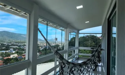 Casa em condomínio fechado com 5 quartos à venda na Avenida Central Ewerton Xavier, Itaipu, Niterói