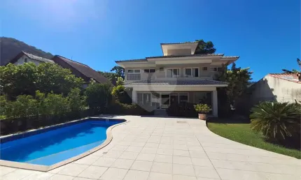 Casa em condomínio fechado com 4 quartos à venda na Avenida Central Ewerton Xavier, Itaipu, Niterói