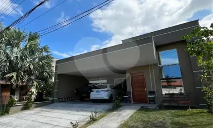 Condomínio com 3 quartos à venda em Ponta Grossa - RJ