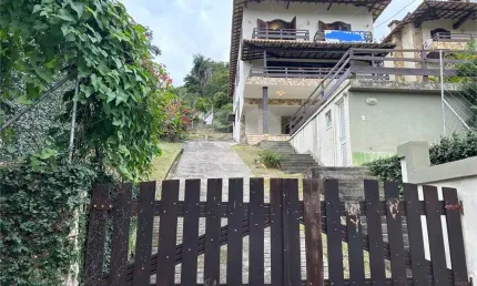 Condomínio com 5 quartos à venda em engenho do mato - rj
