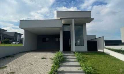 Casa para Venda em Nova Odessa, Parque dos Pinheiros, 3 dormitórios, 1 suíte, 2 banheiros, 4 vagas