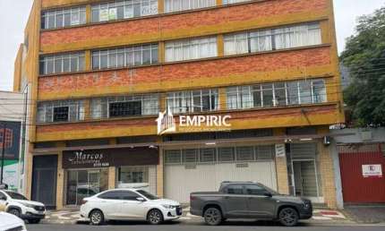 Apartamento com 3 quartos para alugar na Avenida Doutor Vicente Machado, 940, Centro, Ponta Grossa