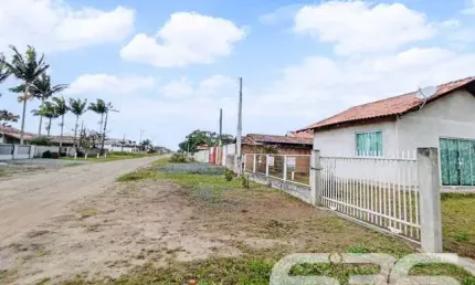 Casa com 2 quartos à venda na Nereu Ramos, 635, Salinas, Balneário Barra do Sul