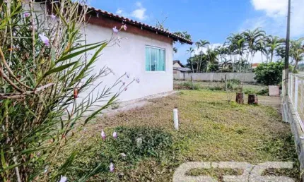 Casa com 2 quartos à venda na Nereu Ramos, 635, Salinas, Balneário Barra do Sul
