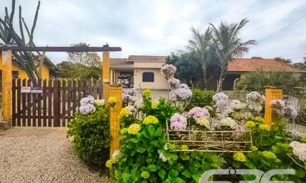 Casa com 3 quartos à venda na Rua Estrada Geral Morro Grande, 4579, Morro Grande, Araquari