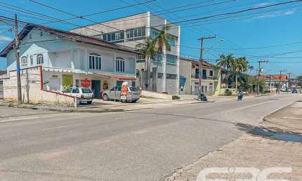 Casa com 7 quartos à venda na Rua Miosotes, 2586, Fátima, Joinville