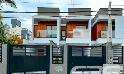 Casa com 3 quartos à venda na Rua Almirante Jaceguay, 125, Santo Antônio, Joinville