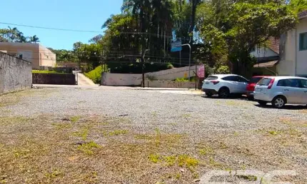 Terreno à venda na Rua Quinze de Novembro, 1553, América, Joinville
