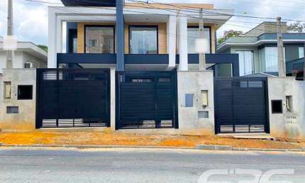 Casa com 3 quartos à venda na Rua Santa Catarina, 746, Floresta, Joinville