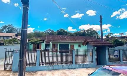 Casa com 4 quartos à venda na Rua Quinze de Novembro, 138, Vila Nova, Joinville