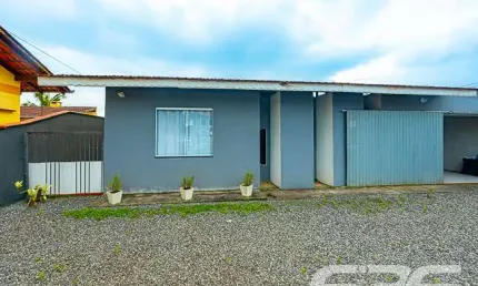 Casa com 3 quartos à venda na Rua Quinze de Novembro, 84, Vila Nova, Joinville