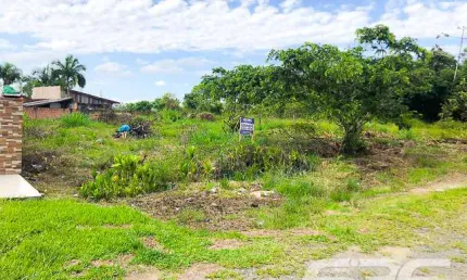 Terreno à venda na Rua dos Mecânicos, 200, Paranaguamirim, Joinville