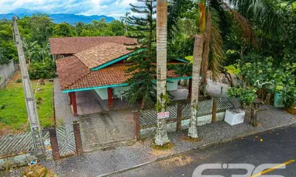 Terreno à venda na Rua Alfredo Schulze, 340, Pirabeiraba, Joinville