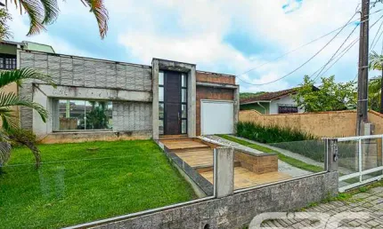 Casa com 4 quartos à venda na Rua Monsenhor Gercino, 124, João Costa, Joinville