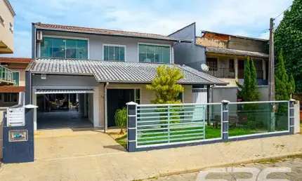 Casa com 4 quartos à venda na Rua Papa João XXIII, 77, Iririú, Joinville