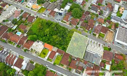 Terreno à venda na Rua Tenente Antônio João, 269, Bom Retiro, Joinville