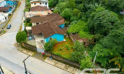 Casa com 4 quartos à venda na Avenida Paulo Schroeder, 211, Petrópolis, Joinville