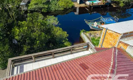 Casa com 5 quartos à venda na Amândio Cabral, 76, Centro, Balneário Barra do Sul