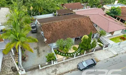 Casa com 3 quartos à venda na Rua Minas Gerais, 115, Nova Brasília, Joinville