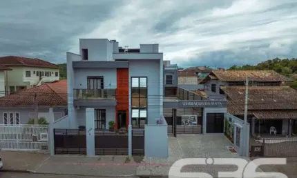 Casa com 3 quartos à venda na Rua Tenente Antônio João, 445, Bom Retiro, Joinville