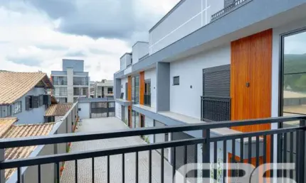 Casa com 3 quartos à venda na Rua Tenente Antônio João, 445, Bom Retiro, Joinville