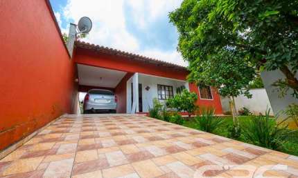 Casa com 3 quartos à venda na Rua dos Mecânicos, 155, Paranaguamirim, Joinville