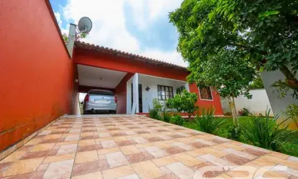 Casa com 3 quartos à venda na Rua dos Mecânicos, 155, Paranaguamirim, Joinville