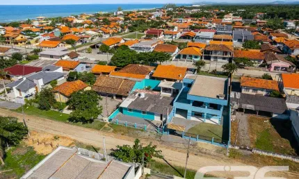 Casa com 4 quartos à venda na Nereu Ramos, 141, Salinas, Balneário Barra do Sul