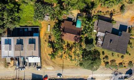 Terreno à venda na Rua Joinville, 13432, Pirabeiraba, Joinville