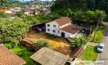 Casa com 9 quartos à venda na Rua Minas Gerais, 57, Nova Brasília, Joinville