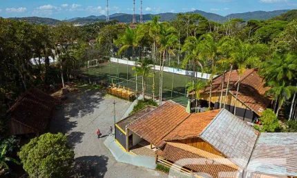 Chácara / sítio com 5 quartos à venda na Rua Waldemiro José Borges, 245, Profipo, Joinville
