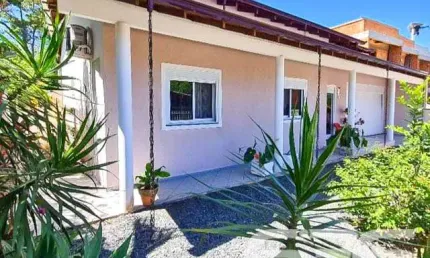 Casa com 5 quartos à venda na Rua Caracas, 266, Ubatuba, São Francisco do Sul