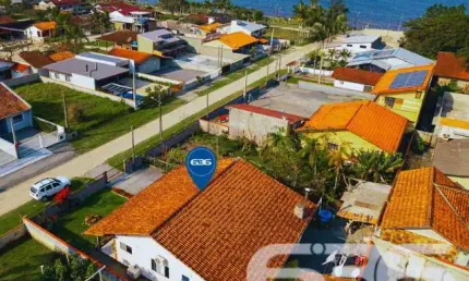Casa com 3 quartos à venda na Perequê, 117, Pinheiros, Balneário Barra do Sul