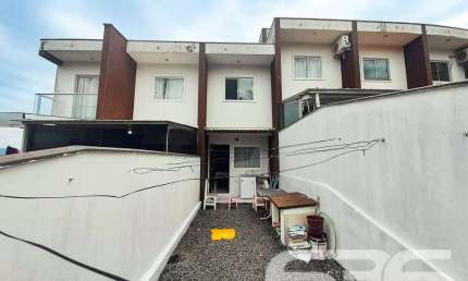 Casa com 2 quartos à venda na Rua Fátima, 60, Jarivatuba, Joinville